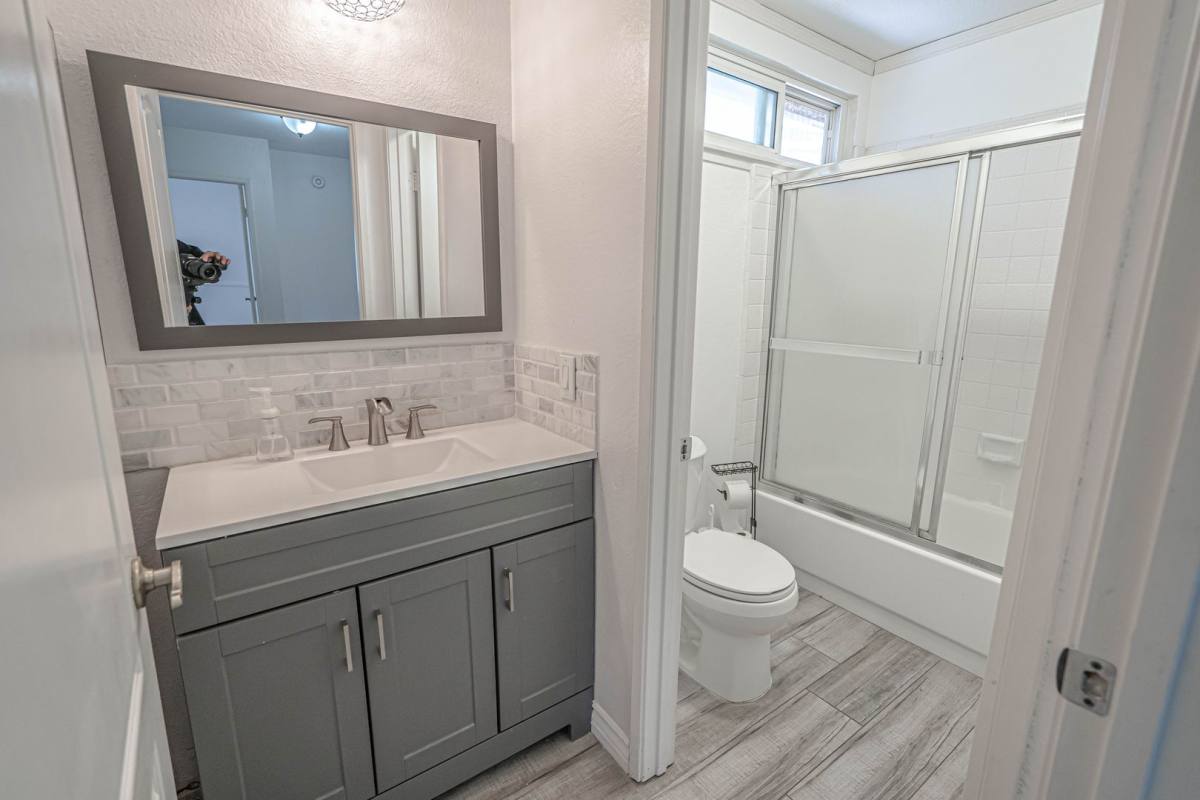 House for rent at 33440 Overland Trail, Santa Clarita, CA 91390