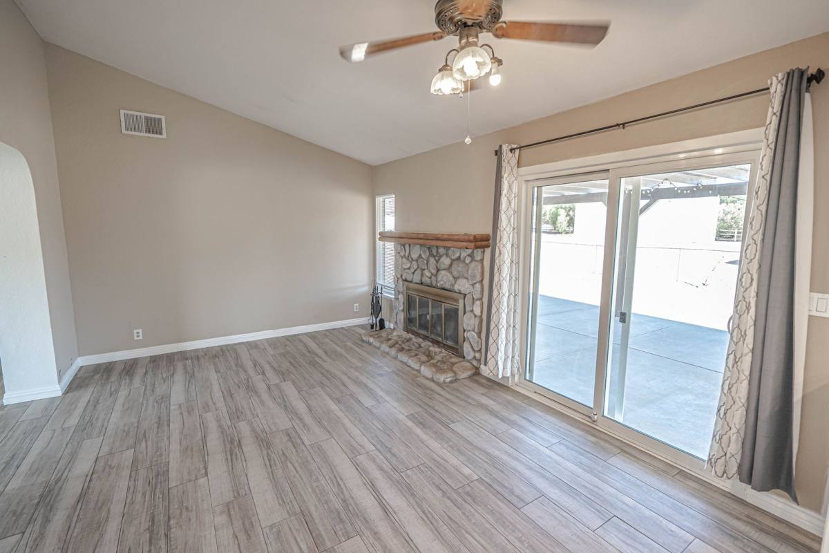 House for rent at 33440 Overland Trail, Santa Clarita, CA 91390