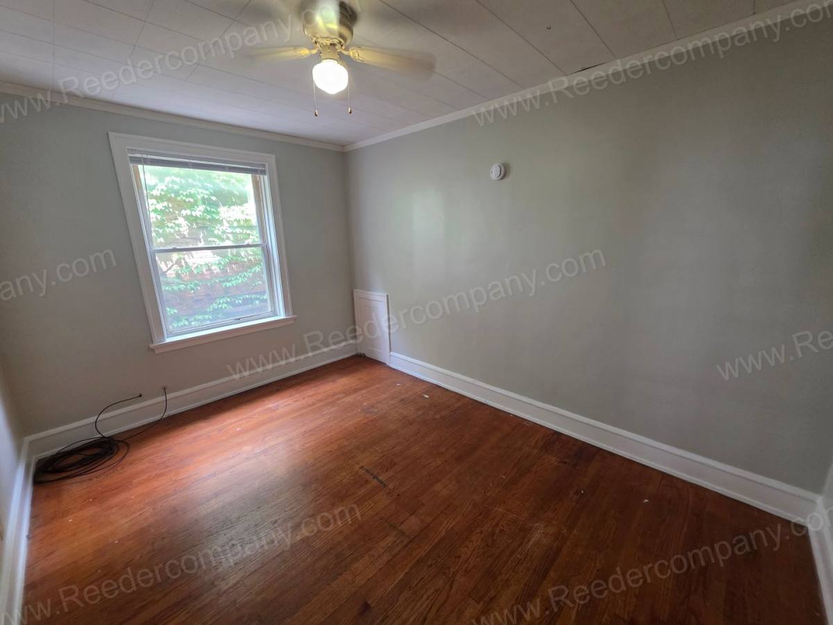 Apartment for rent at 51-53 Elizabeth St, Hammond, IN 46320