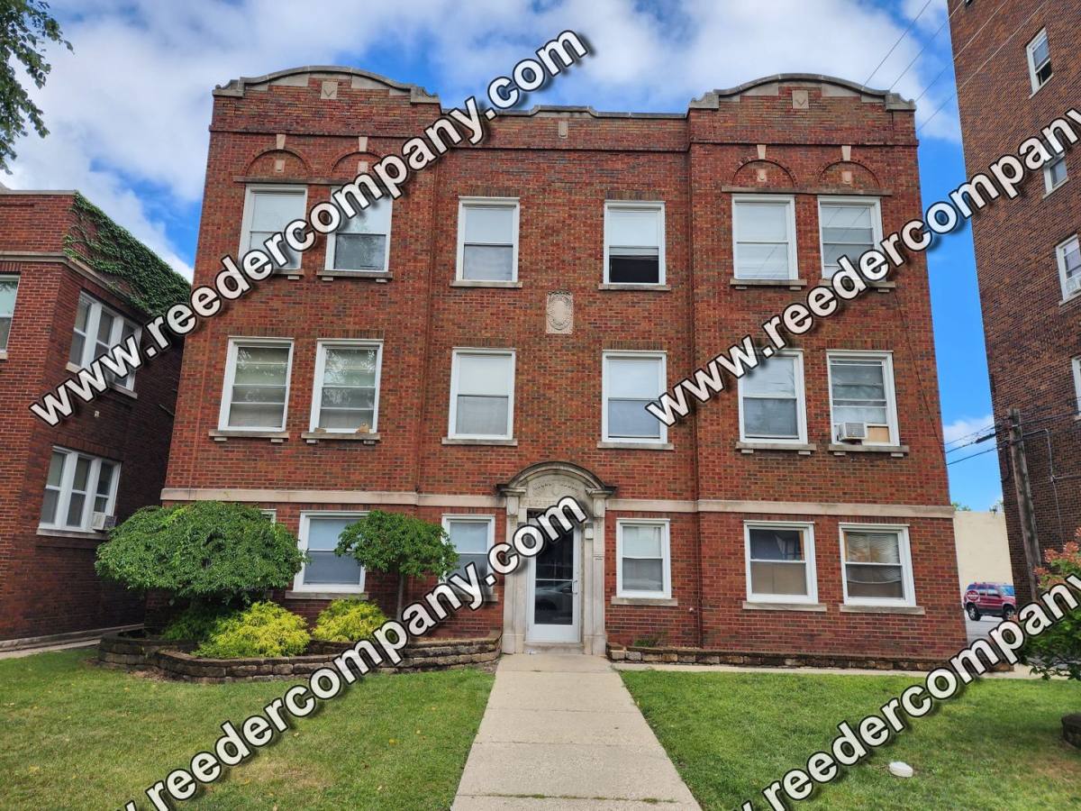 Apartment for rent at 51-53 Elizabeth St, Hammond, IN 46320