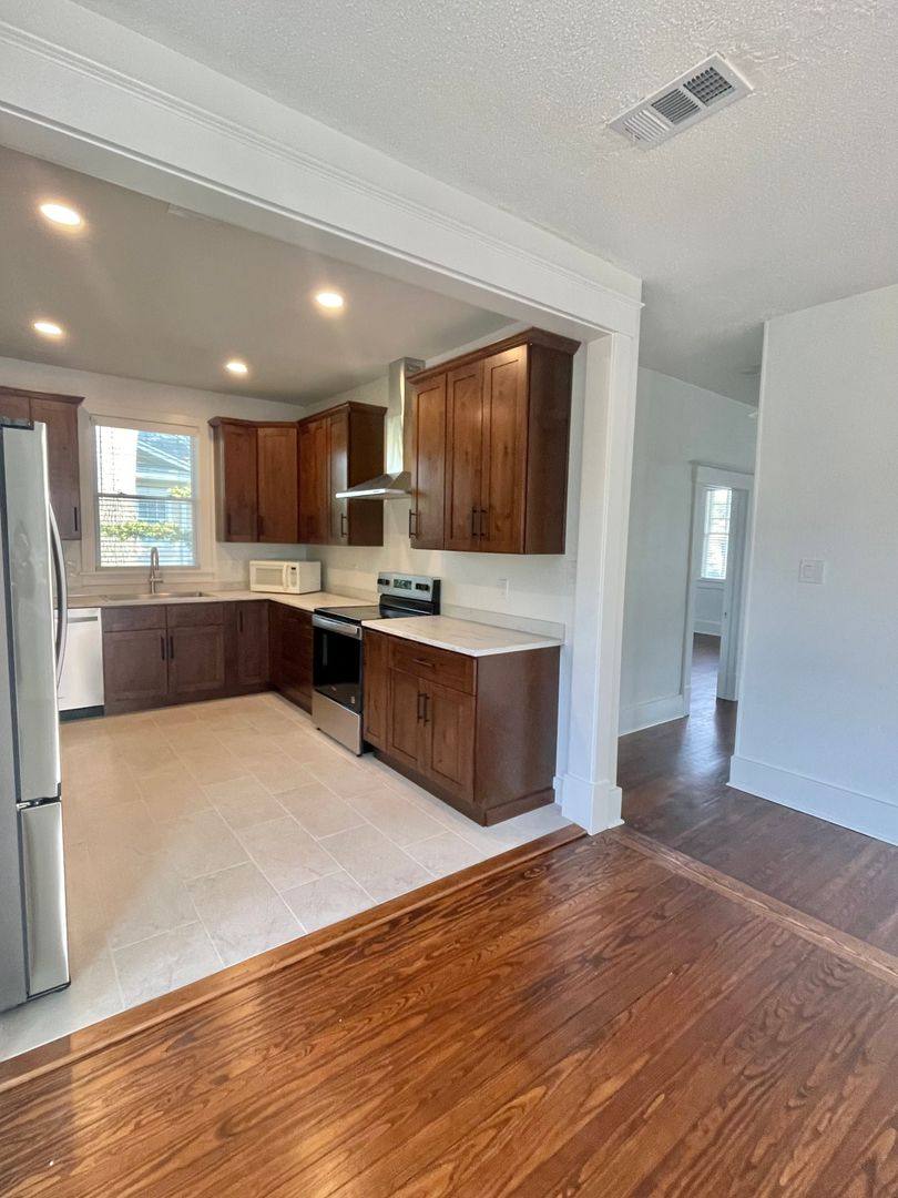 House for rent at 537 Maupas Ave #3, Savannah, GA 31401