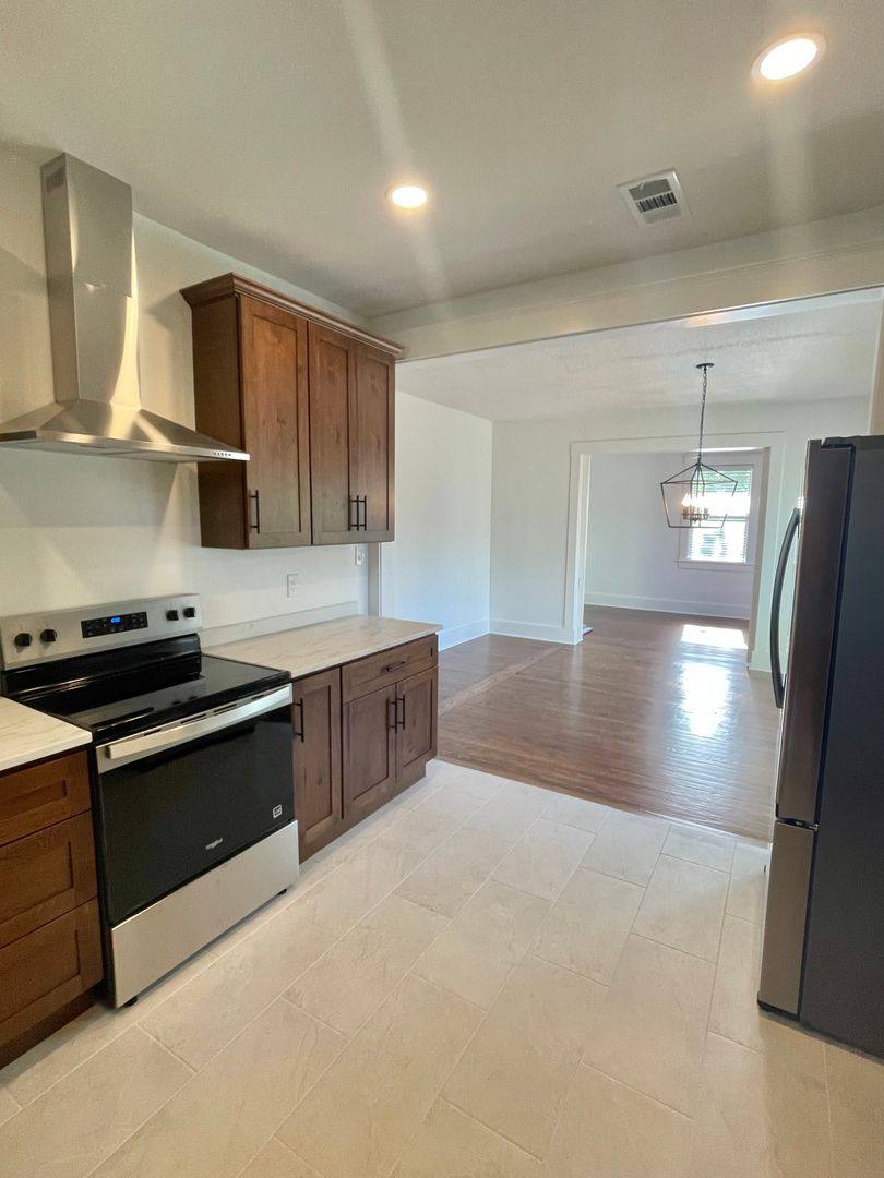 House for rent at 537 Maupas Ave #3, Savannah, GA 31401