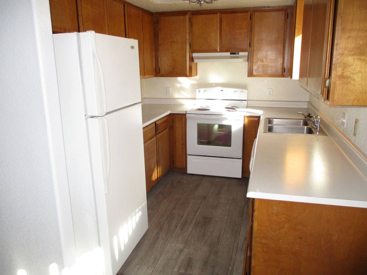 Apartment for rent at 1885, 1887, 1889, 1891 Medart Lane, Grants Pass, OR 97527