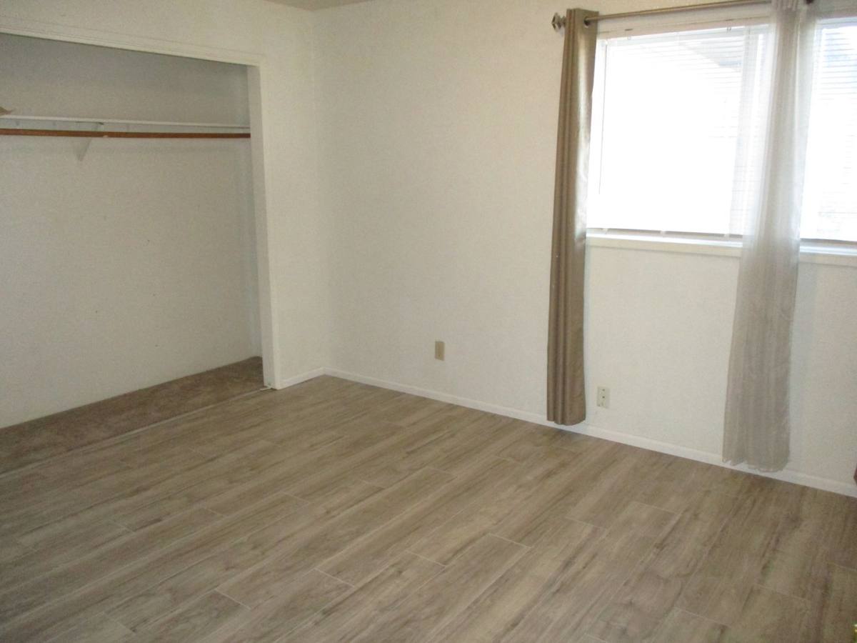 Apartment for rent at 1885, 1887, 1889, 1891 Medart Lane, Grants Pass, OR 97527