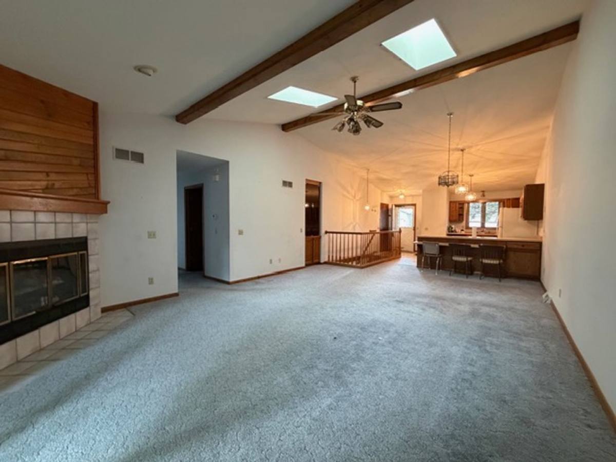 Apartment for rent at 657 659 Wood Violet Lane, Sun Prairie, WI 53590