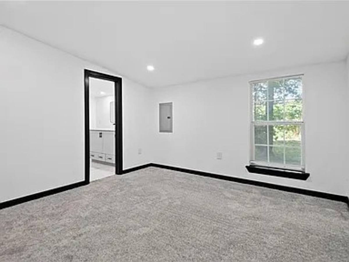 Apartment for rent at 3205 NW 14th St, Oklahoma City, OK 73107