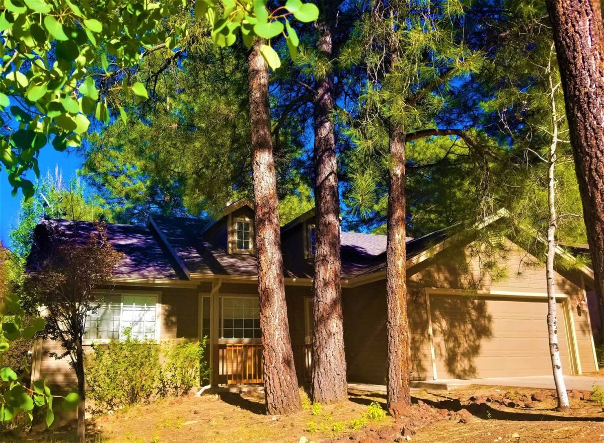 House for rent at 57 E Mohawk Dr, Flagstaff, AZ 86005