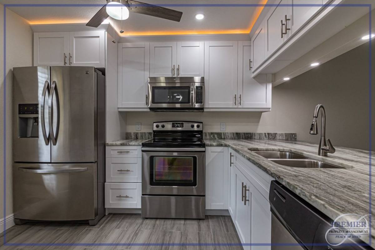 Condo for rent at 2562 Kings Lake Blvd, Naples, FL 34112