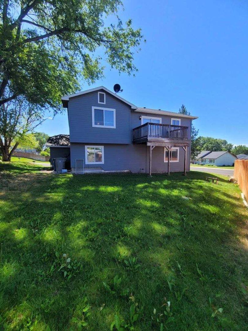 House for rent at 3200 Robinhood Loop, Nampa, ID 83687