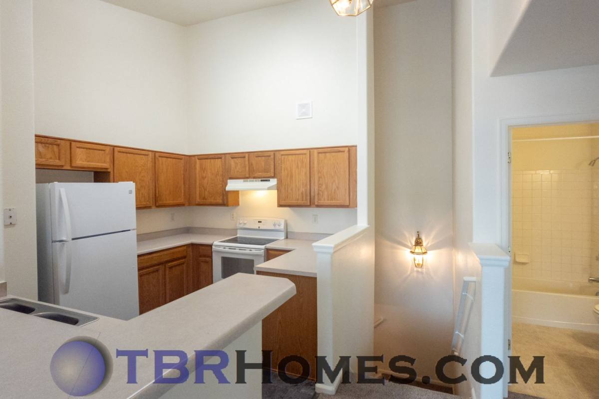 Townhouse for rent at 1441 S Danube Way, Aurora, CO 80017