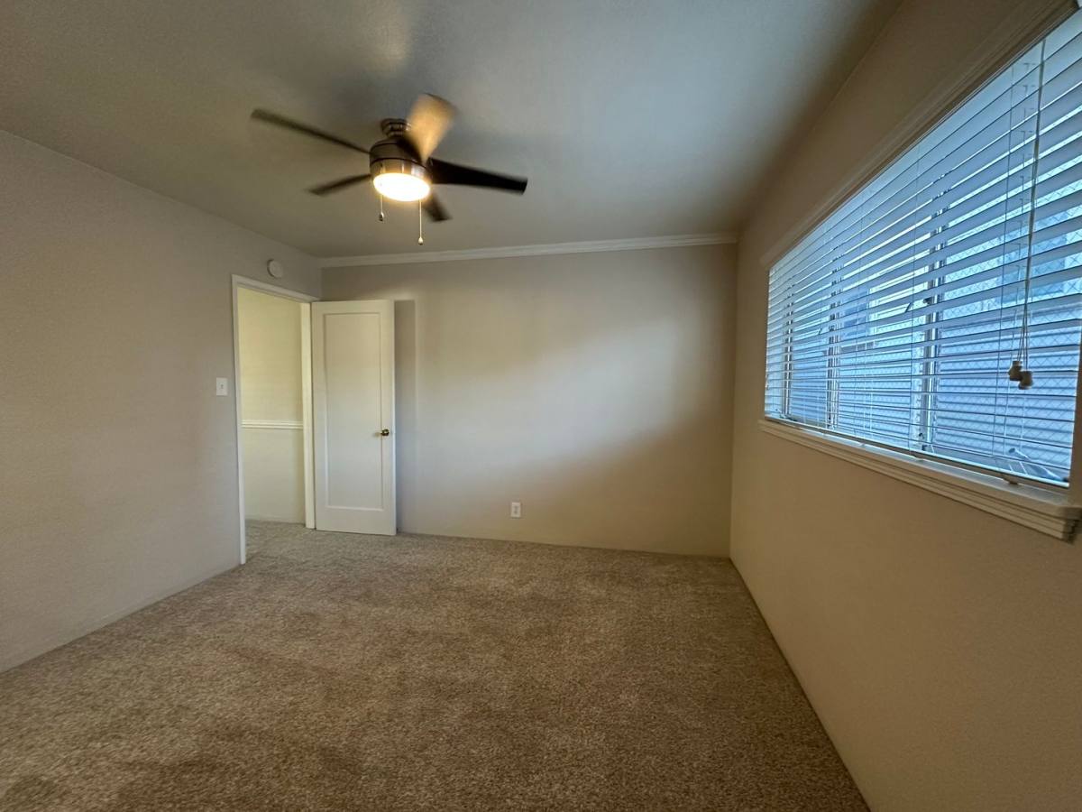 Apartment for rent at 2508 L St, Sacramento, CA 95816