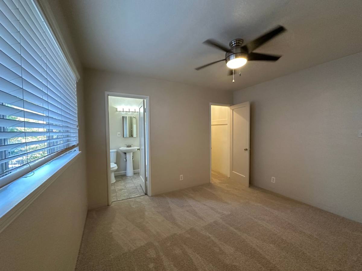 Apartment for rent at 2508 L St, Sacramento, CA 95816