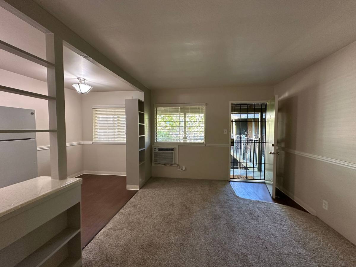 Apartment for rent at 2508 L St, Sacramento, CA 95816