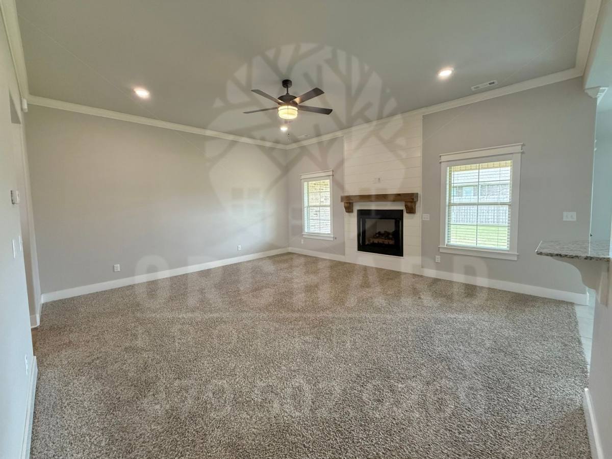 House for rent at 927 Fair Oaks St, Springdale, AR 72762