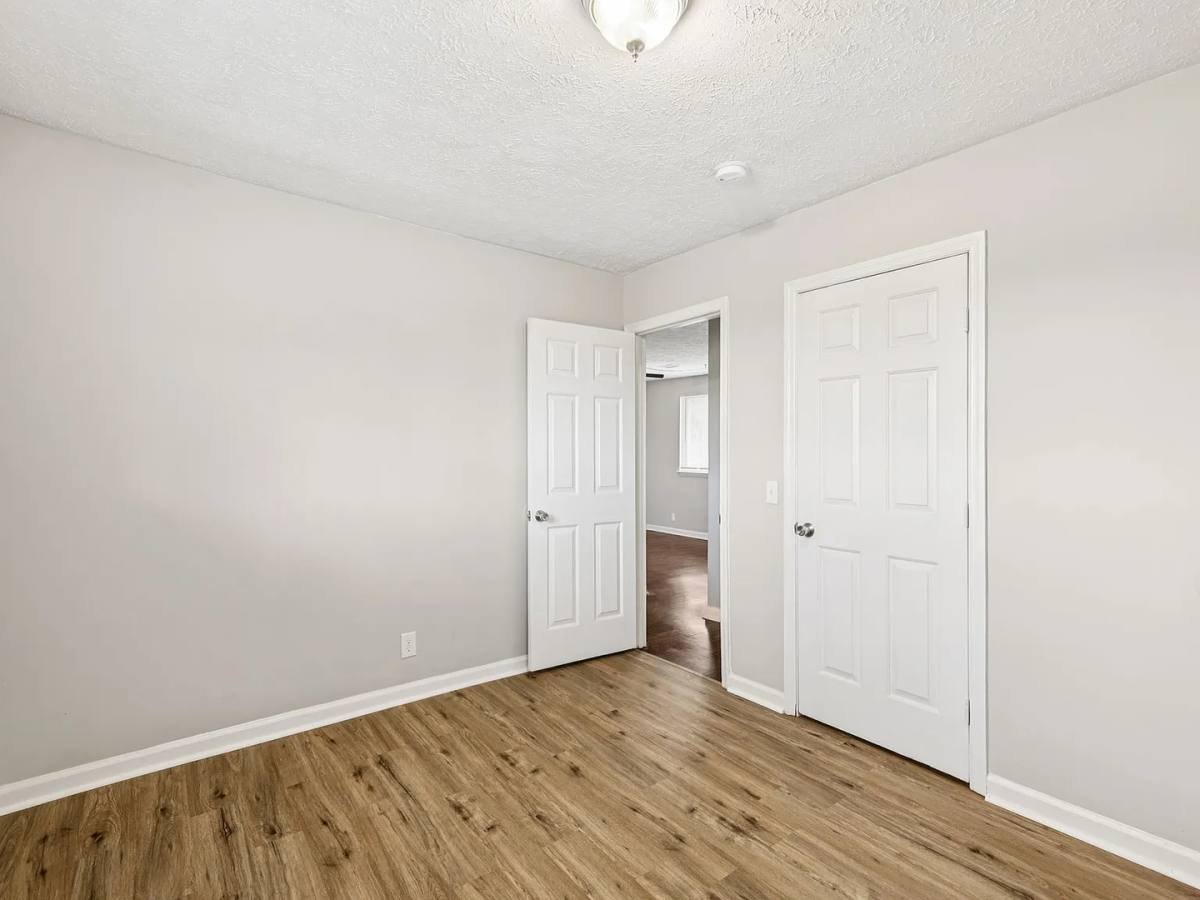 Townhouse for rent at 1200 Wh Davis Dr, Nashville, TN 37208