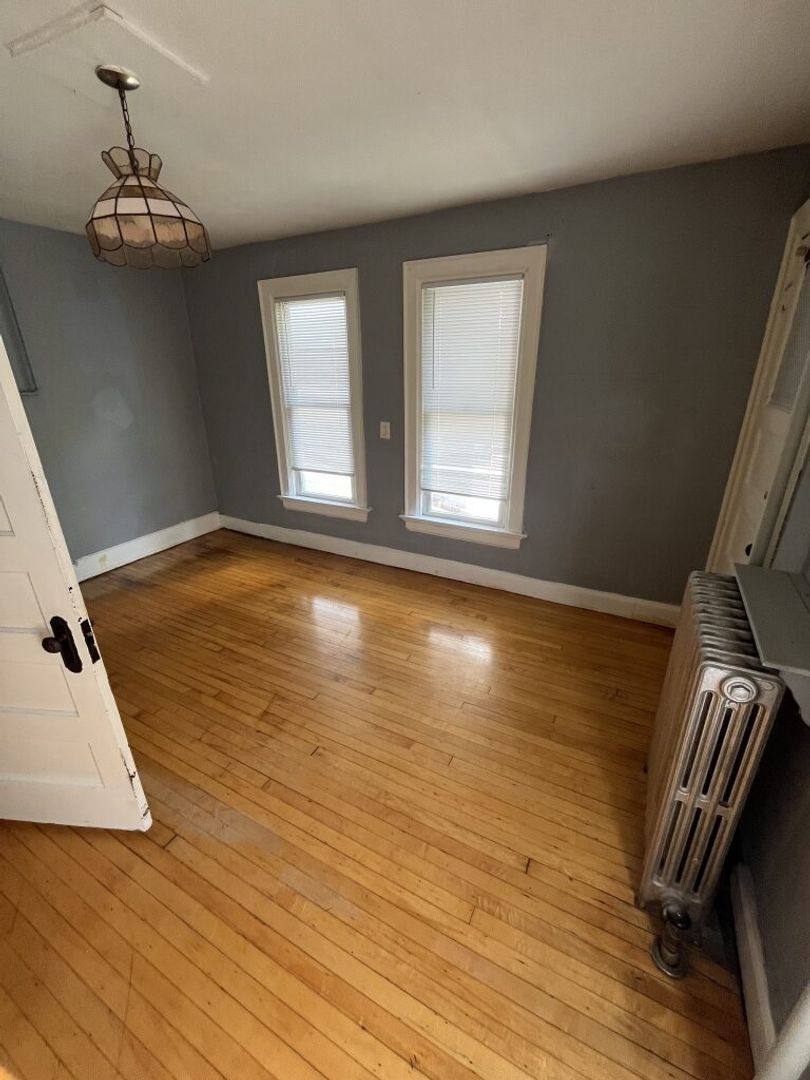 Apartment for rent at 1659 N Arlington, Milwaukee, WI 53202