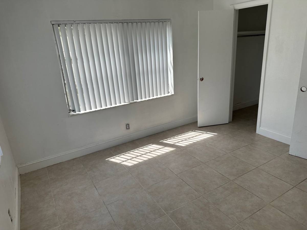 Apartment for rent at 330 NW 20th St, Boca Raton, FL 33431