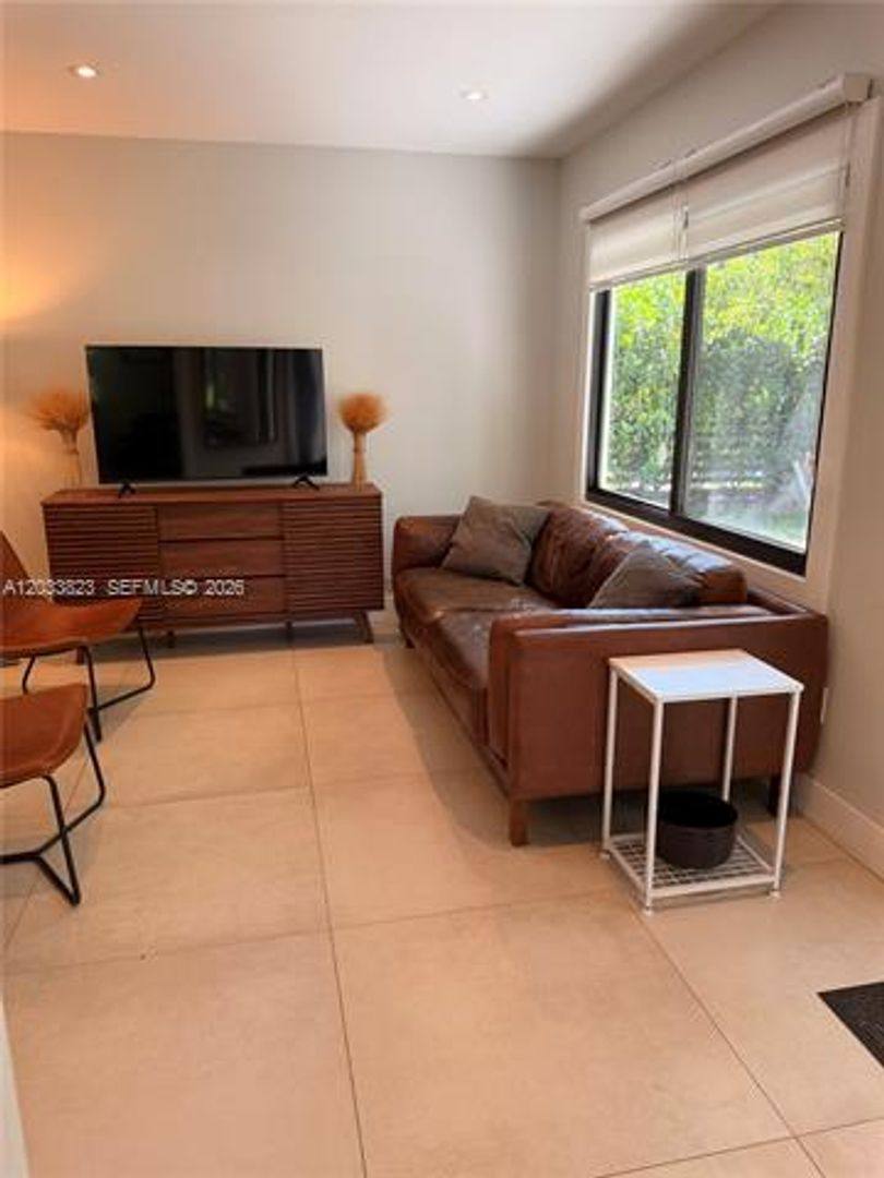 House for rent at 360 NW 40th St, Miami, FL 33127
