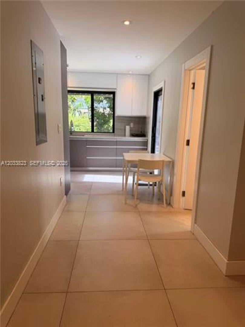 House for rent at 360 NW 40th St, Miami, FL 33127