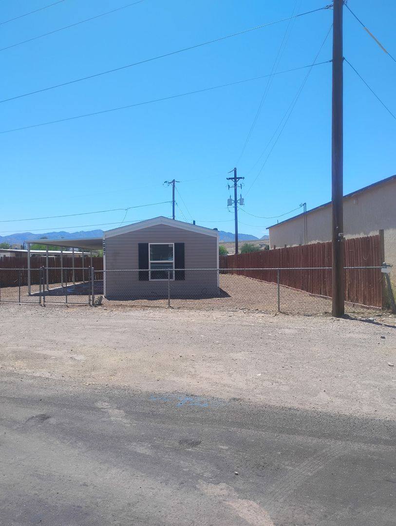 House for rent at 2007 Oswood Lane, Bullhead City, AZ 86442