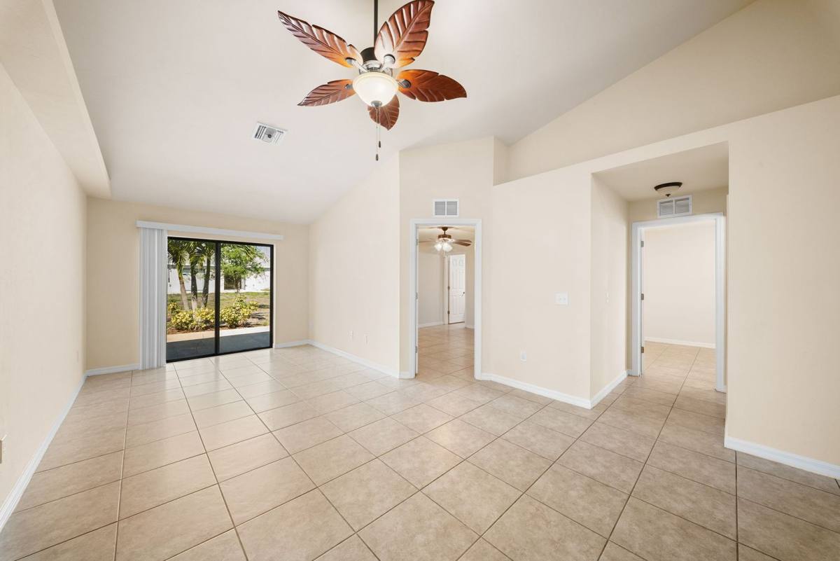 Apartment for rent at 2820-2824 SW 7th Place, Cape Coral, FL 33914