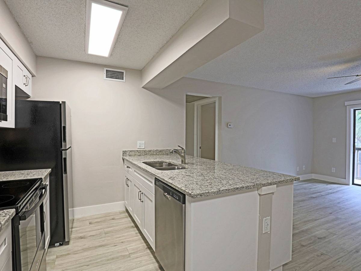 Condo for rent at 5305 Summerlin Rd, Fort Myers, FL 33919