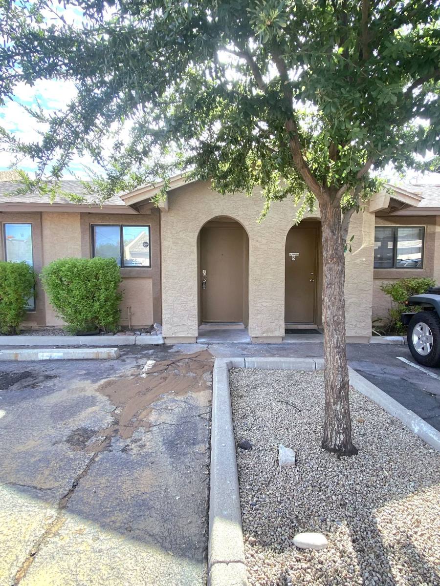 Condo for rent at 3027 E Grandview Rd, Phoenix, AZ 85032
