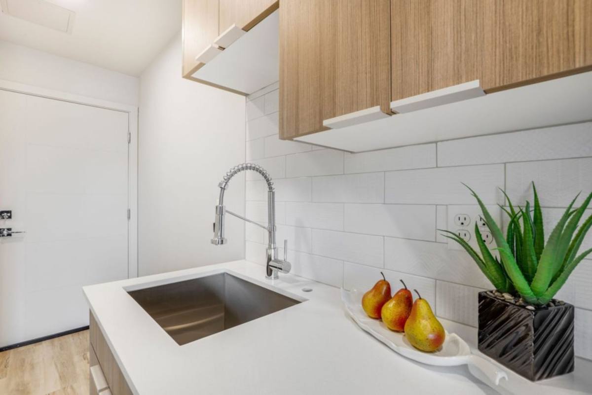 Apartment for rent at 949 N 80th St, Seattle, WA 98103