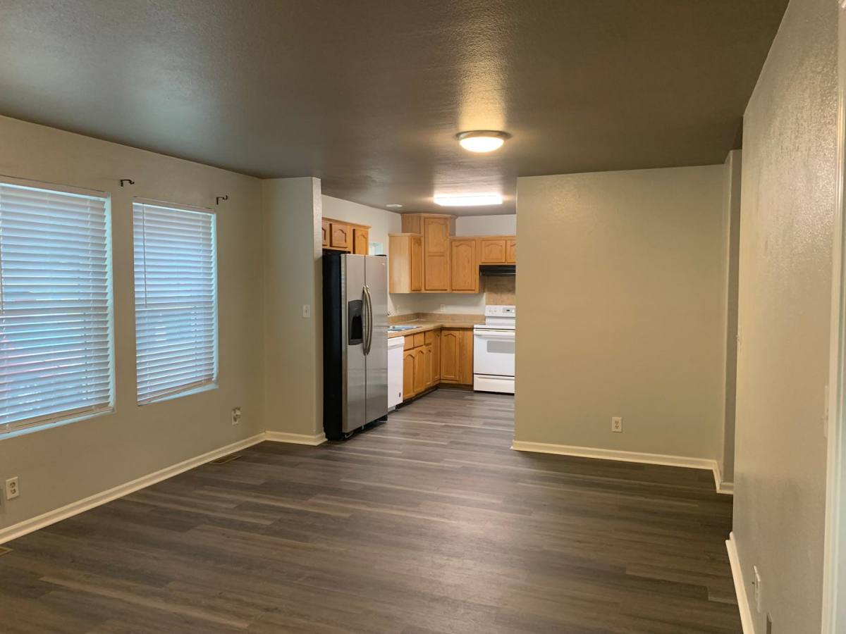 Apartment for rent at 771 Hilltop Dr, Claremore, OK 74017