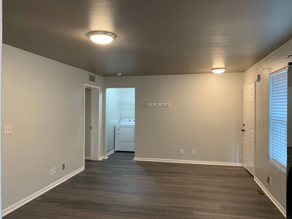 Apartment for rent at 771 Hilltop Dr, Claremore, OK 74017