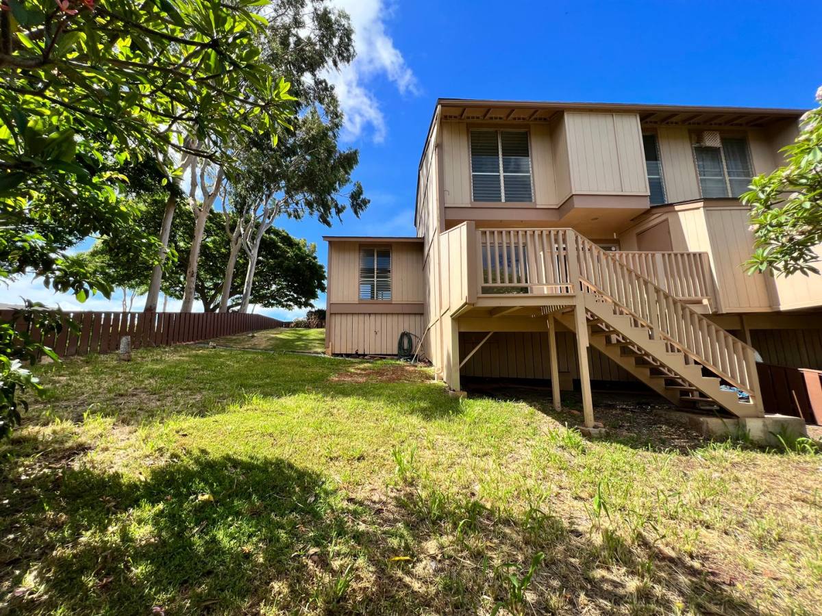 Townhouse for rent at 92-1046 Kanehoa Loop, Kapolei, HI 96707