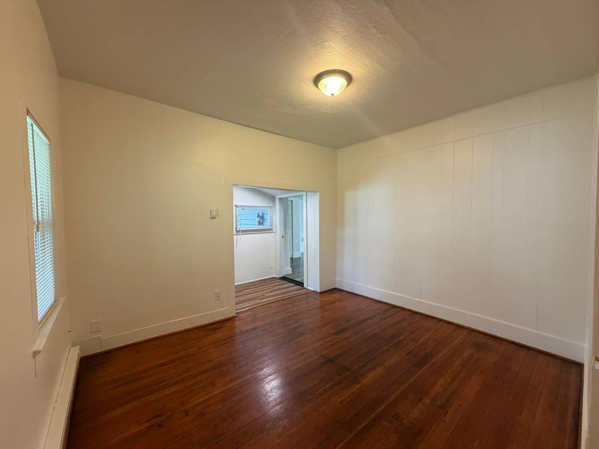 Apartment for rent at 2519 Baker Ave, Everett, WA 98201