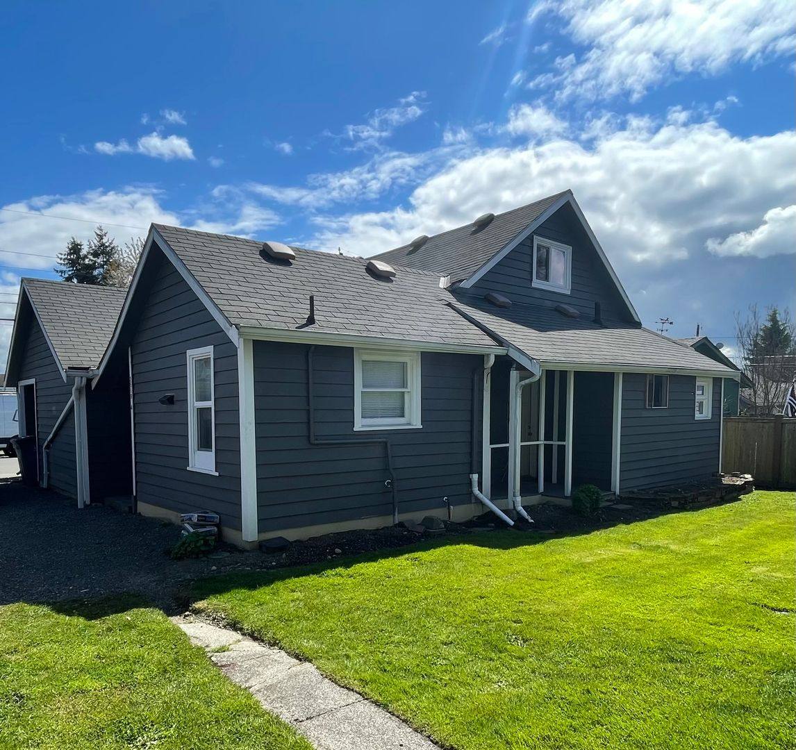 Apartment for rent at 2519 Baker Ave, Everett, WA 98201