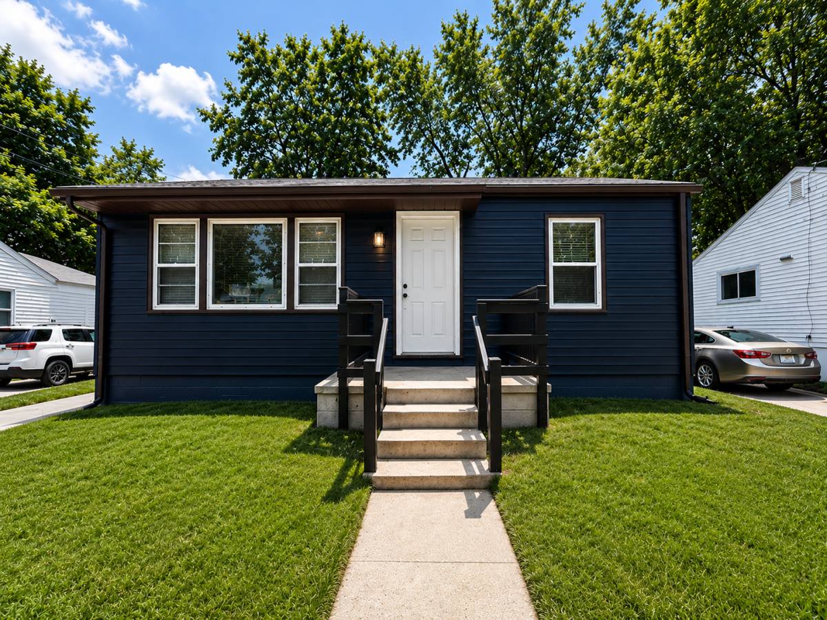 House for rent at 24 Vierling Dr, Saint Louis, MO 63135