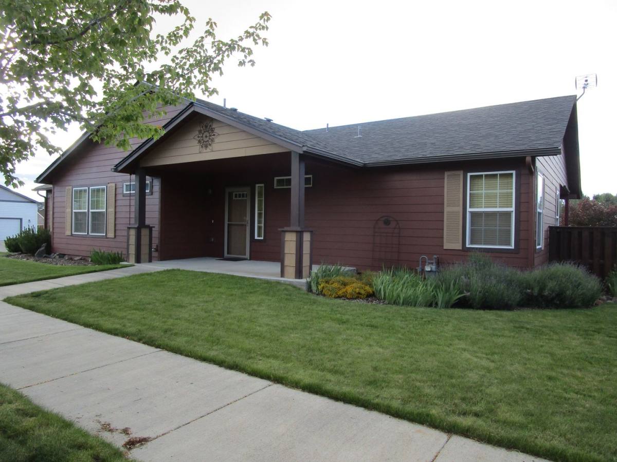 House for rent at 534 NE Brookstone Dr, Prineville, OR 97754
