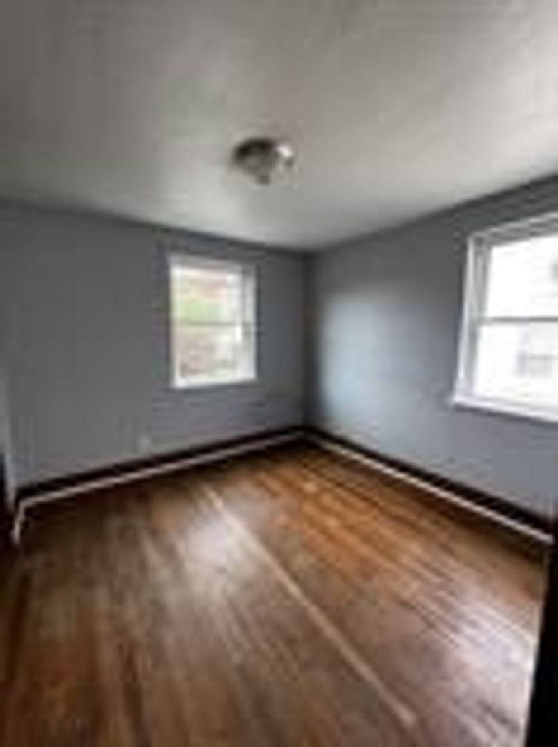 Apartment for rent at 1313 Fletcher Ave, Dunbar, WV 25064