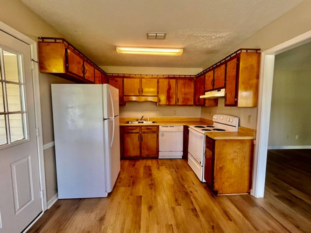 Apartment for rent at 9-11 Pebblecreek Dr, Rome, GA 30165