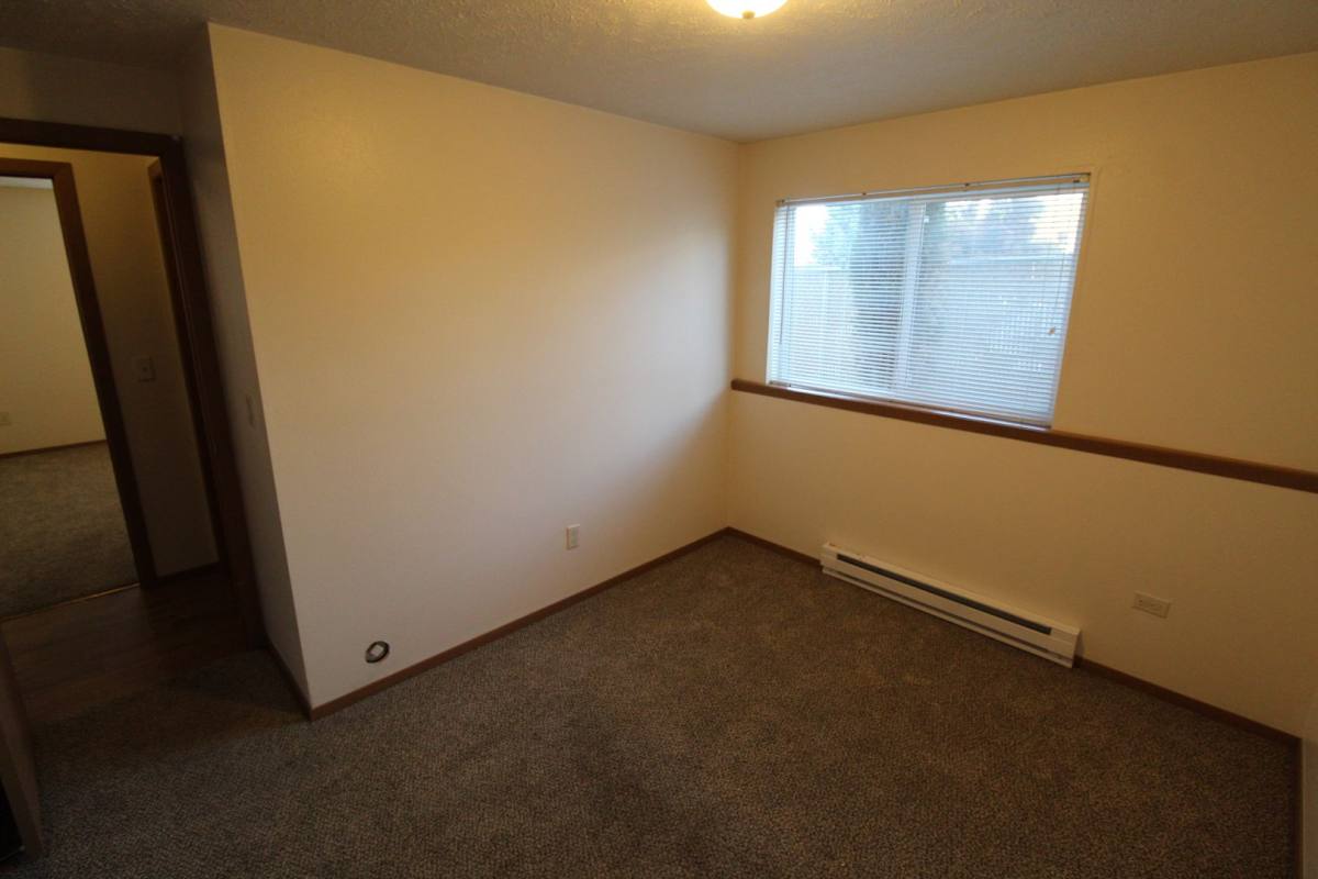 Apartment for rent at 10 E Pineridge Court, Spokane, WA 99208