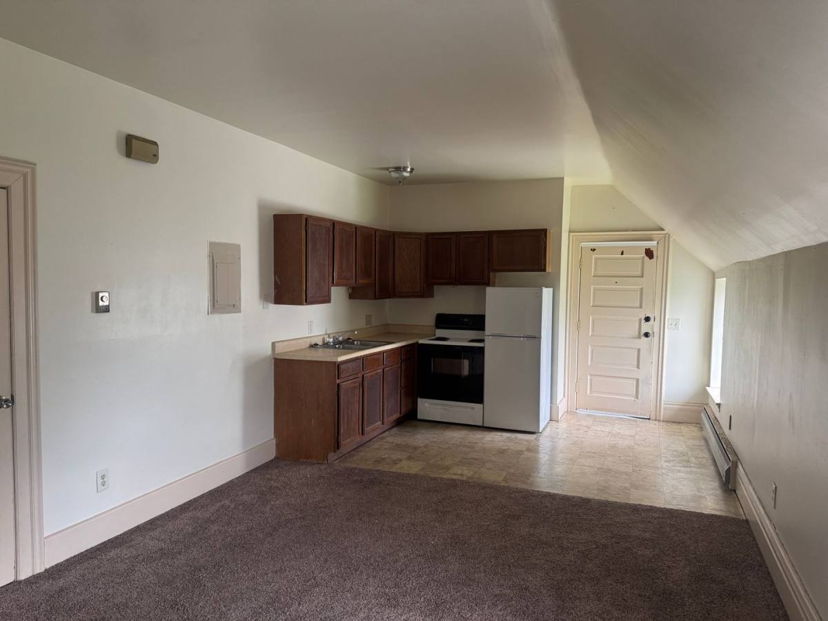 Apartment for rent at 508 N 5th St, Saint Joseph, MO 64501