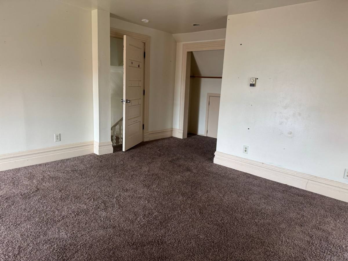 Apartment for rent at 508 N 5th St, Saint Joseph, MO 64501