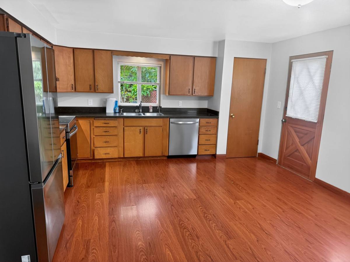 House for rent at 8900 32nd Ave NE, Seattle, WA 98115