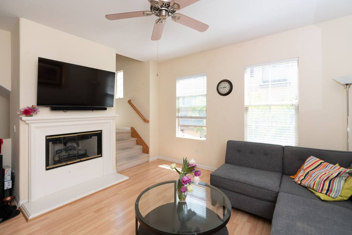Townhouse for rent at 2656 Escala Circle, San Diego, CA 92108