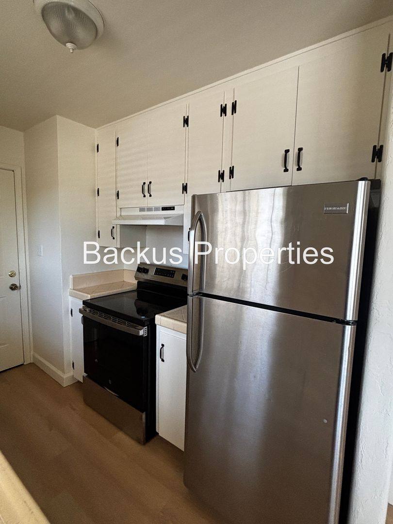 Apartment for rent at 225 W Alisal St, Salinas, CA 93901