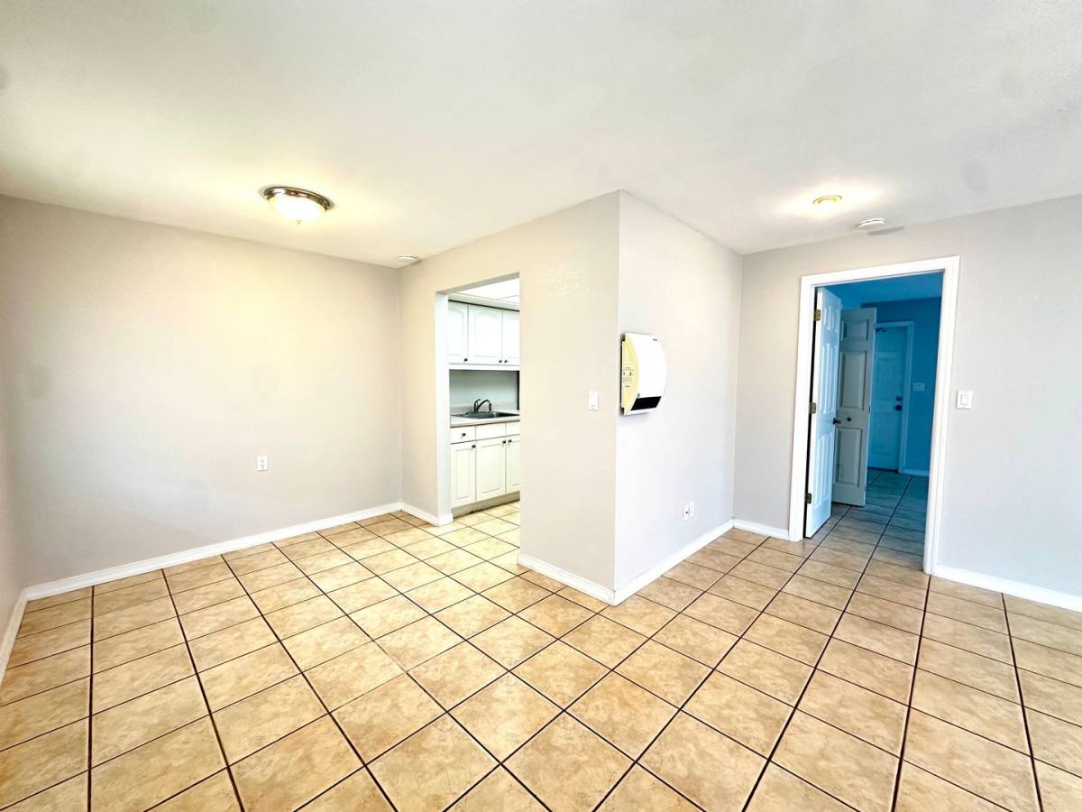 House for rent at 1458 Cleveland St, Clearwater, FL 33755