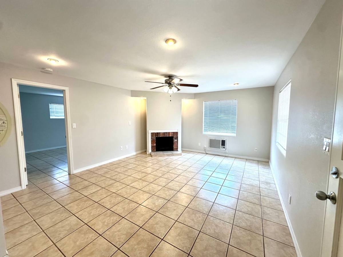 House for rent at 1458 Cleveland St, Clearwater, FL 33755