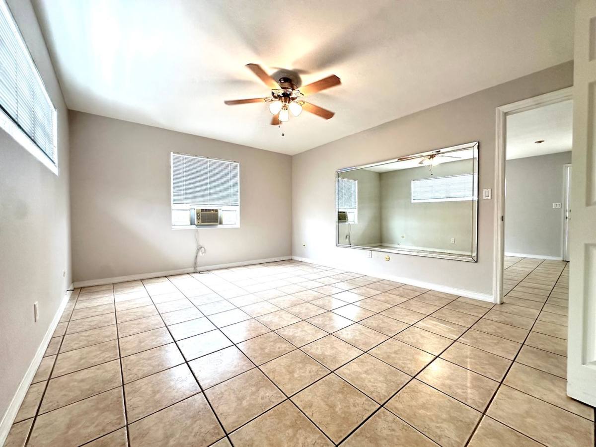 House for rent at 1458 Cleveland St, Clearwater, FL 33755