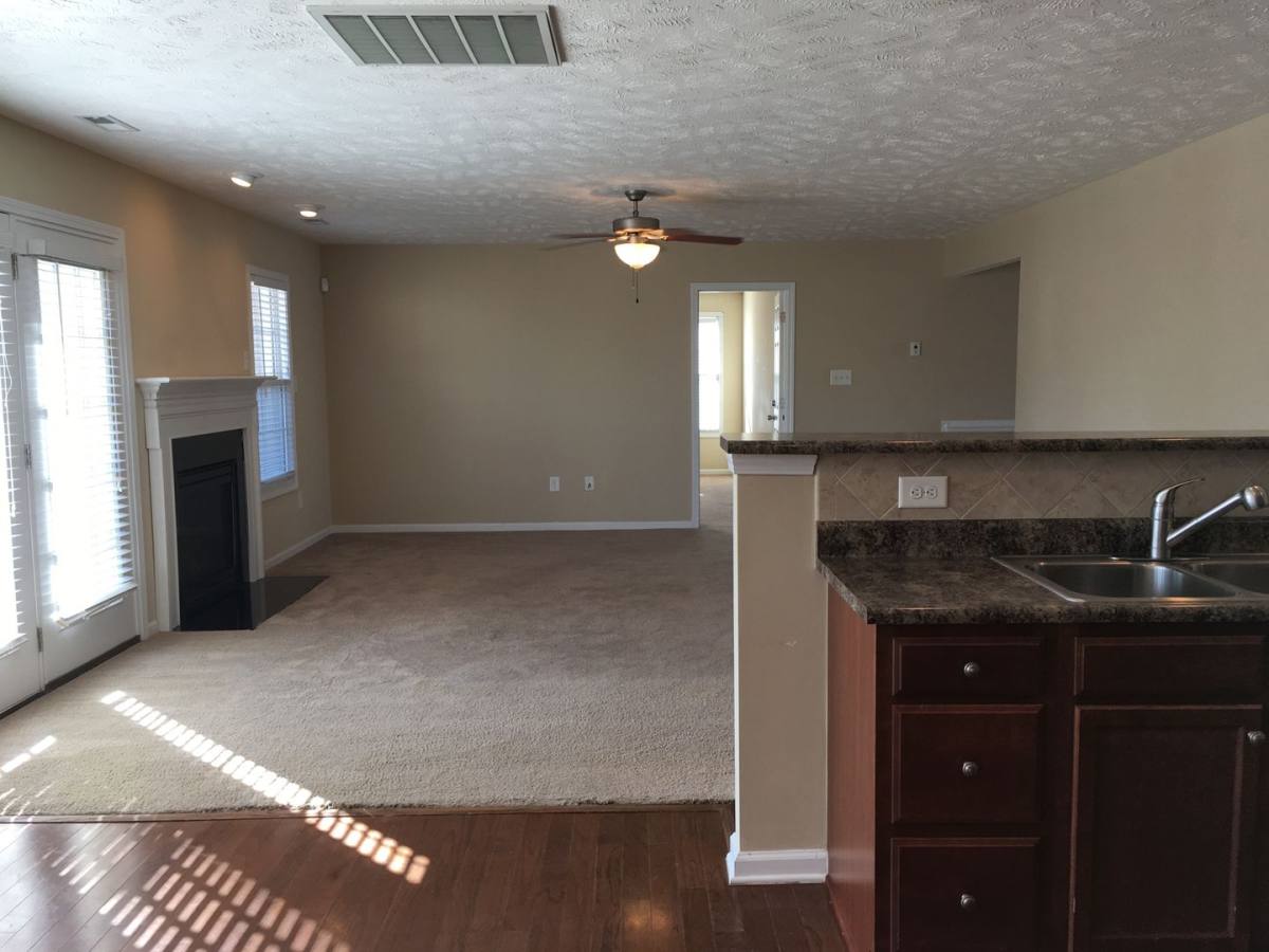 House for rent at 241 Collinwood Dr, Raeford, NC 28376