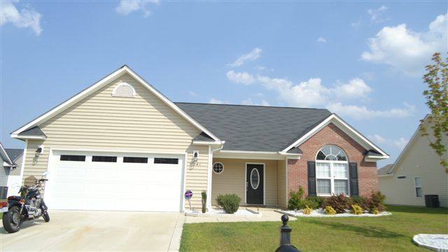 House for rent at 241 Collinwood Dr, Raeford, NC 28376