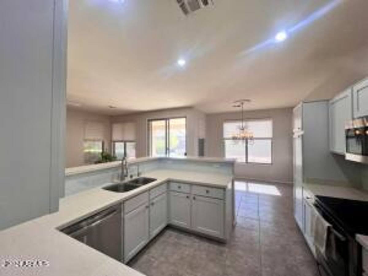 House for rent at 2821 E Tyson St, Chandler, AZ 85225
