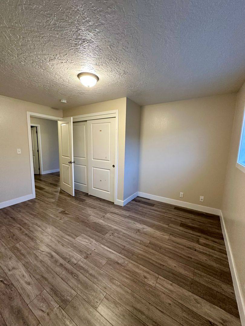 Apartment for rent at 525 NW 9th St, Prineville, OR 97754